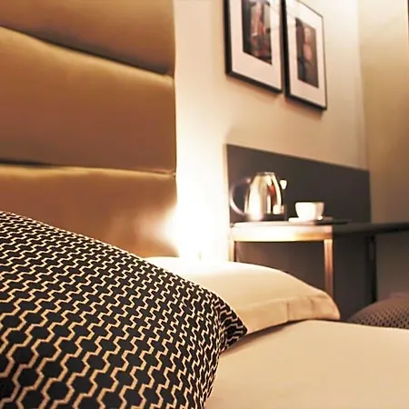 Bed & Breakfast Cuevas Relais 4*