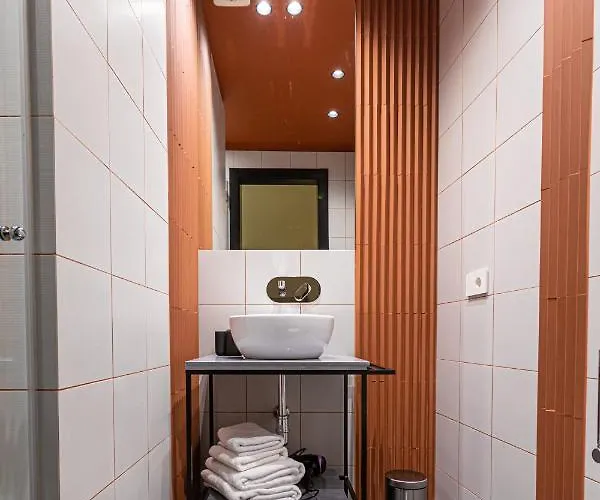 Cuevas Relais Naples