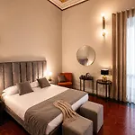 Bed & Breakfast Cuevas Relais 4*